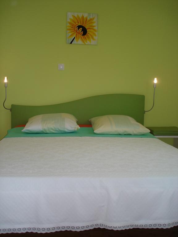 Apartments Dalmatina Zaton (Zadar) Quarto foto